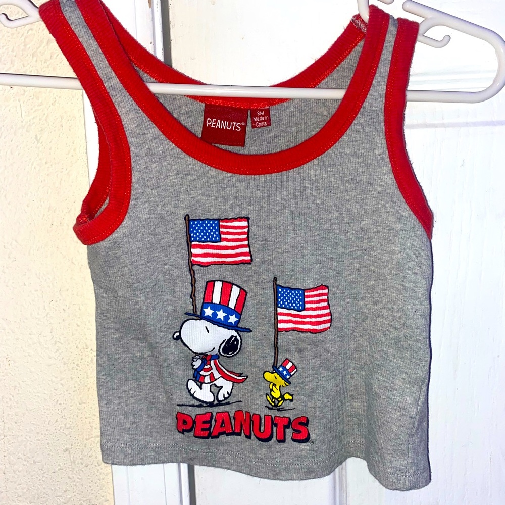 Size Small Women’s Cropped Peanut Charlie Brown Tank Top